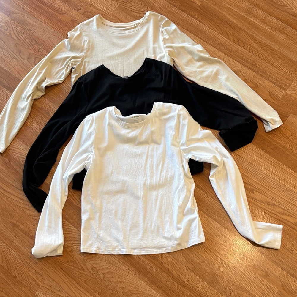 3 Old Navy Women's Long Sleeve Cropped Tops - Large Tall